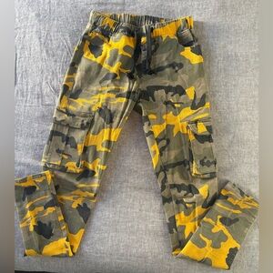 American Bazi Women’s Camouflage Pants - Yellow and Green